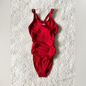 Arena Women's Red Team Swimsuit Swim Tech Solid Size 34 NEW